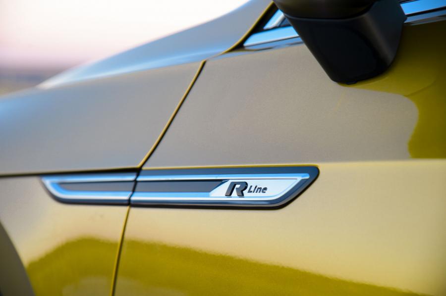 Детали экстерьера Volkswagen Arteon R-Line 2018 года  (ZA) (фото 5 из 25)